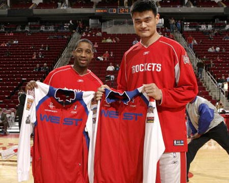 黄健翔：大力支持退役国脚去带青训，外教只能作为补充（黄健翔：力挺退役国脚投身青训，外教仅作辅助）