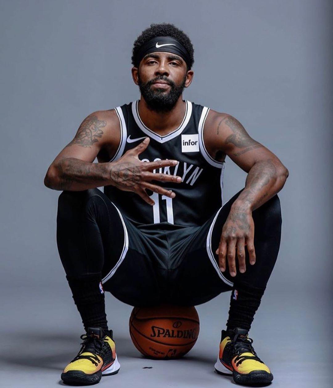 特伦特受伤：皇家马德里的右路危机（特伦特伤停，皇马右路告急）