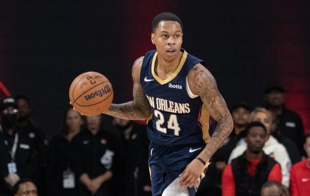 中超第30轮跑动距离榜：钟晋宝13356米居首，周定洋第二（中超第30轮跑动距离排名：钟晋宝以13356米登顶，周定洋位列第二）