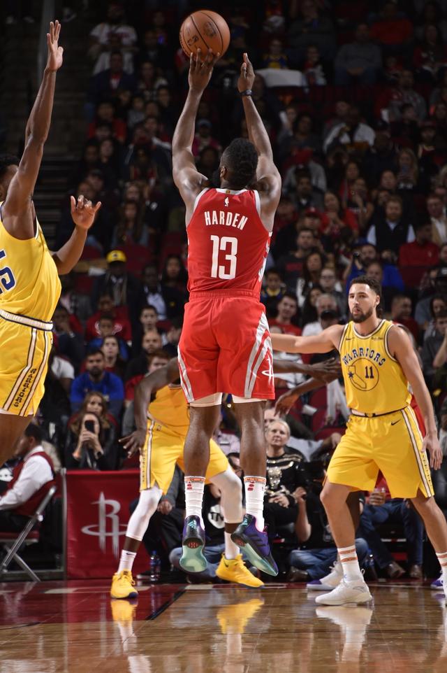 穆帅欧冠七胜贾府，仅瓜帅和安帅对单一对手胜场更多（穆帅欧冠对贾府已取7胜，单一对手胜场仅逊瓜帅与安帅）