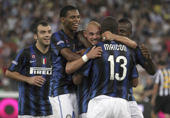 跟队记者：拉比奥大概率不会参加对阵恩泰拉的友谊赛（随队记者：拉比奥极可能缺席与恩泰拉的热身赛）