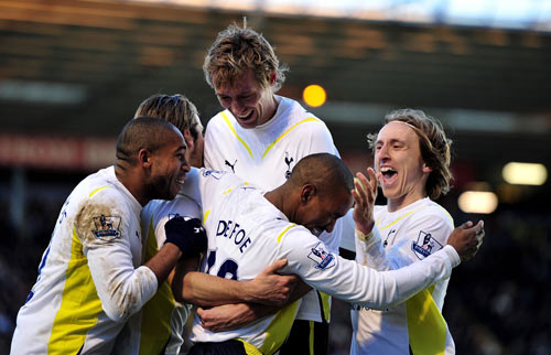 德国杯前瞻：柏林联合体能占优盼爆冷，拜仁欲报金身被破之仇（德国杯前瞻：柏林联合凭体能优势冲击冷门，拜仁欲报金身告破之仇）